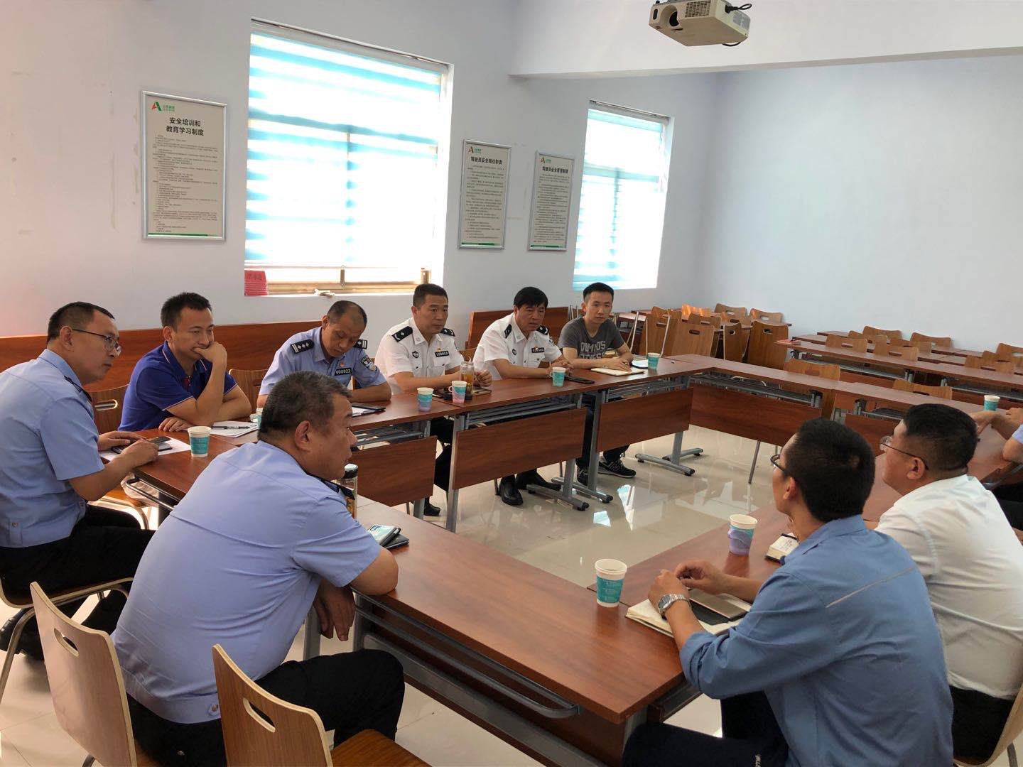 香港澳六宝典资料大全