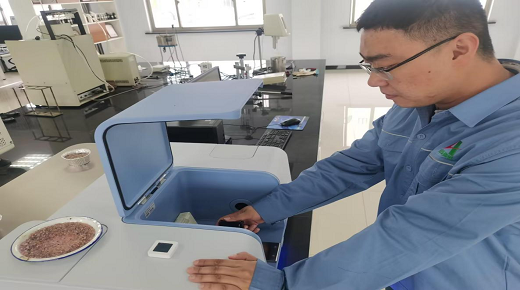 香港澳六宝典资料大全