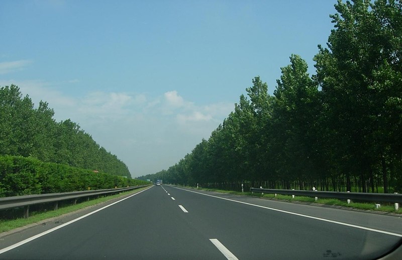 公司SBS改性沥青用于青银高速济青段