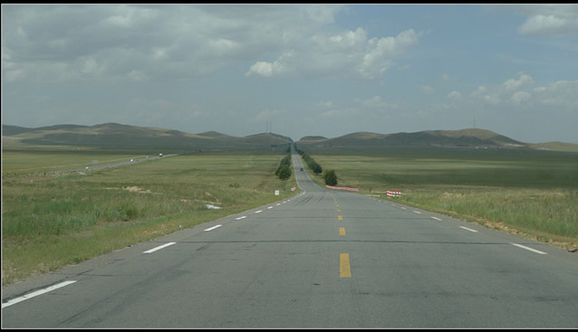 公司90＃沥青产品用于207国道锡盟段